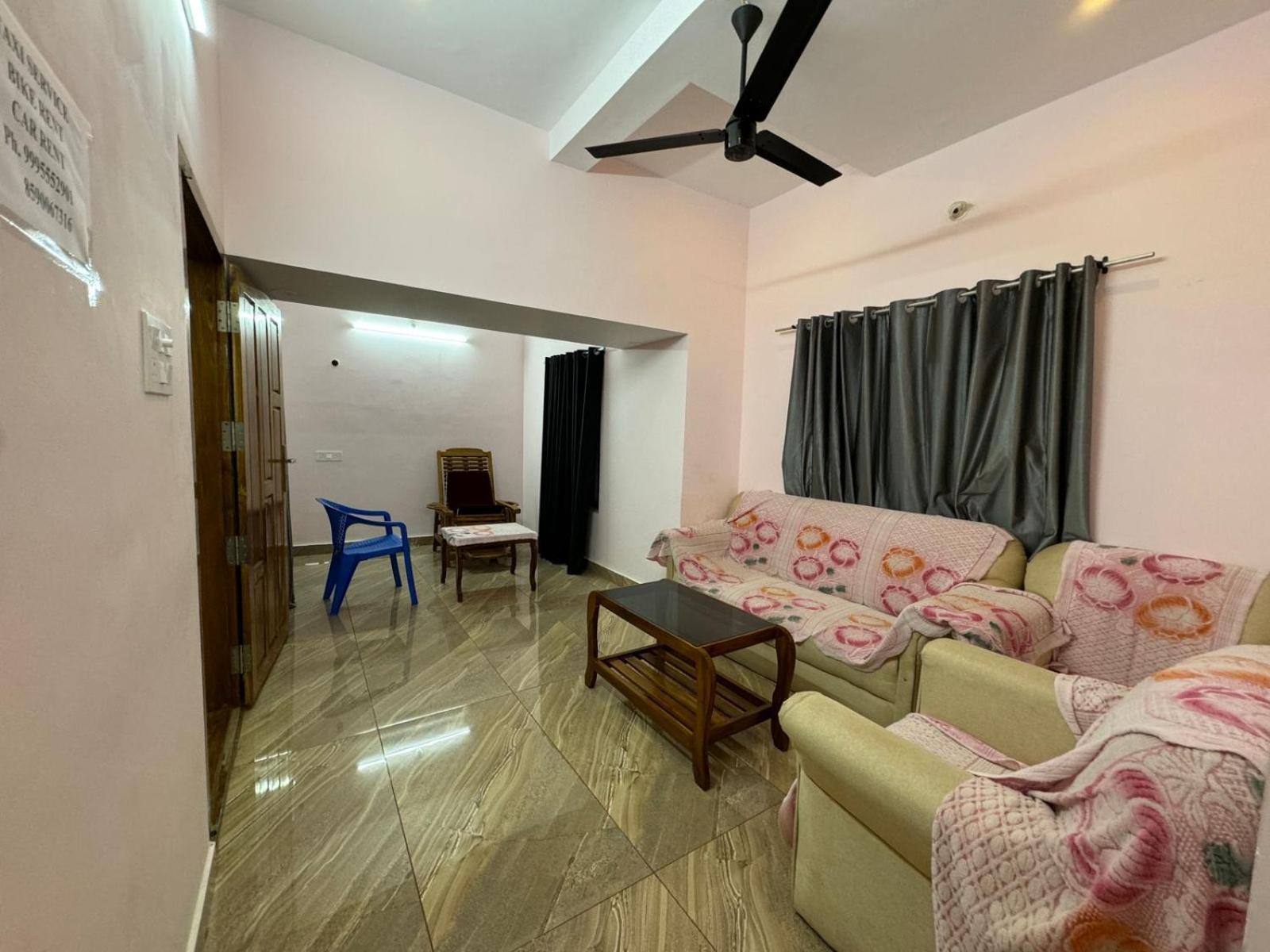 Epic Inn Villa Varkala With Kitchen Bilik gambar