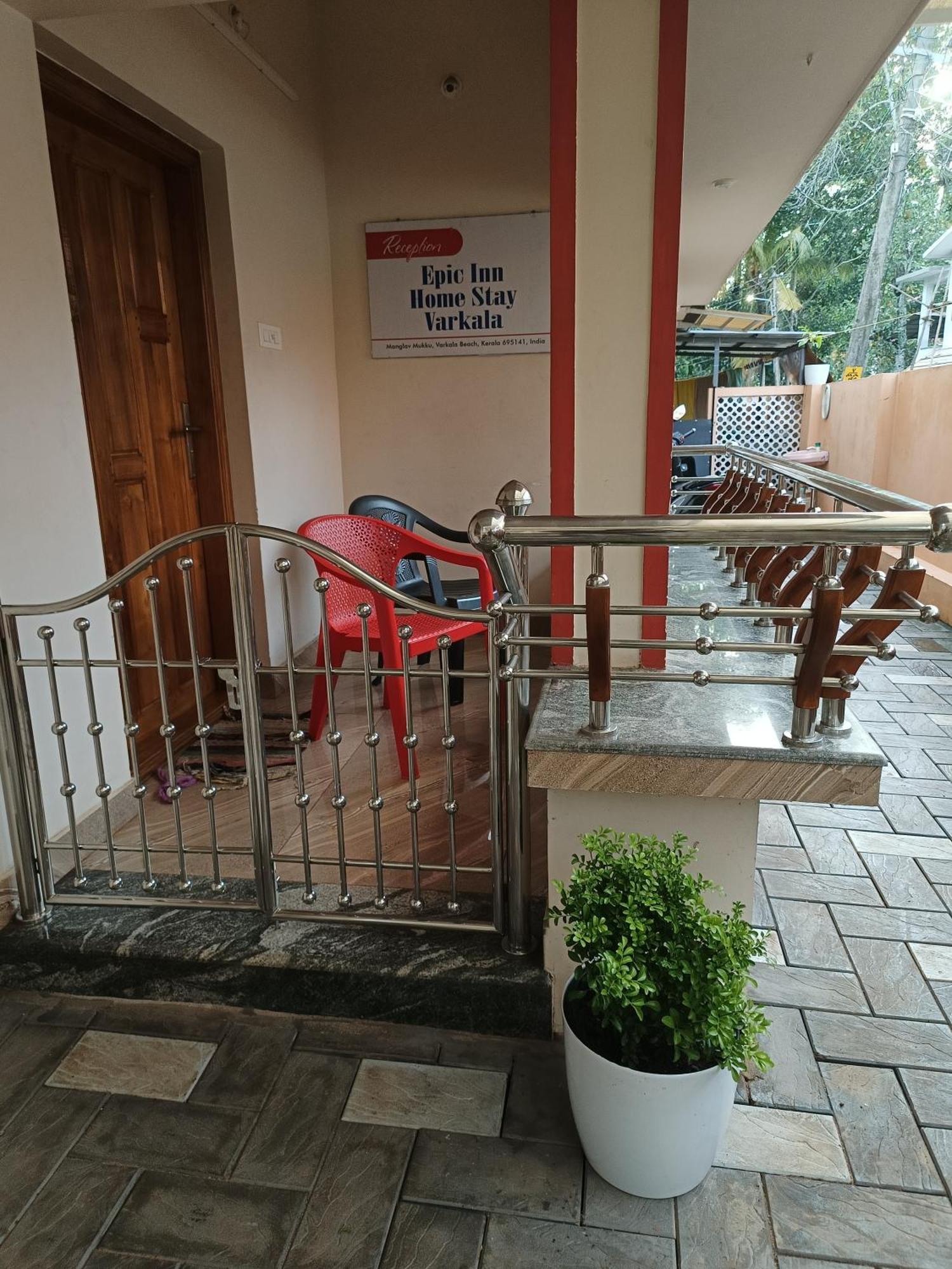 Epic Inn Villa Varkala With Kitchen Bilik gambar